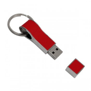 USB llavero metálico con acabados en piel.